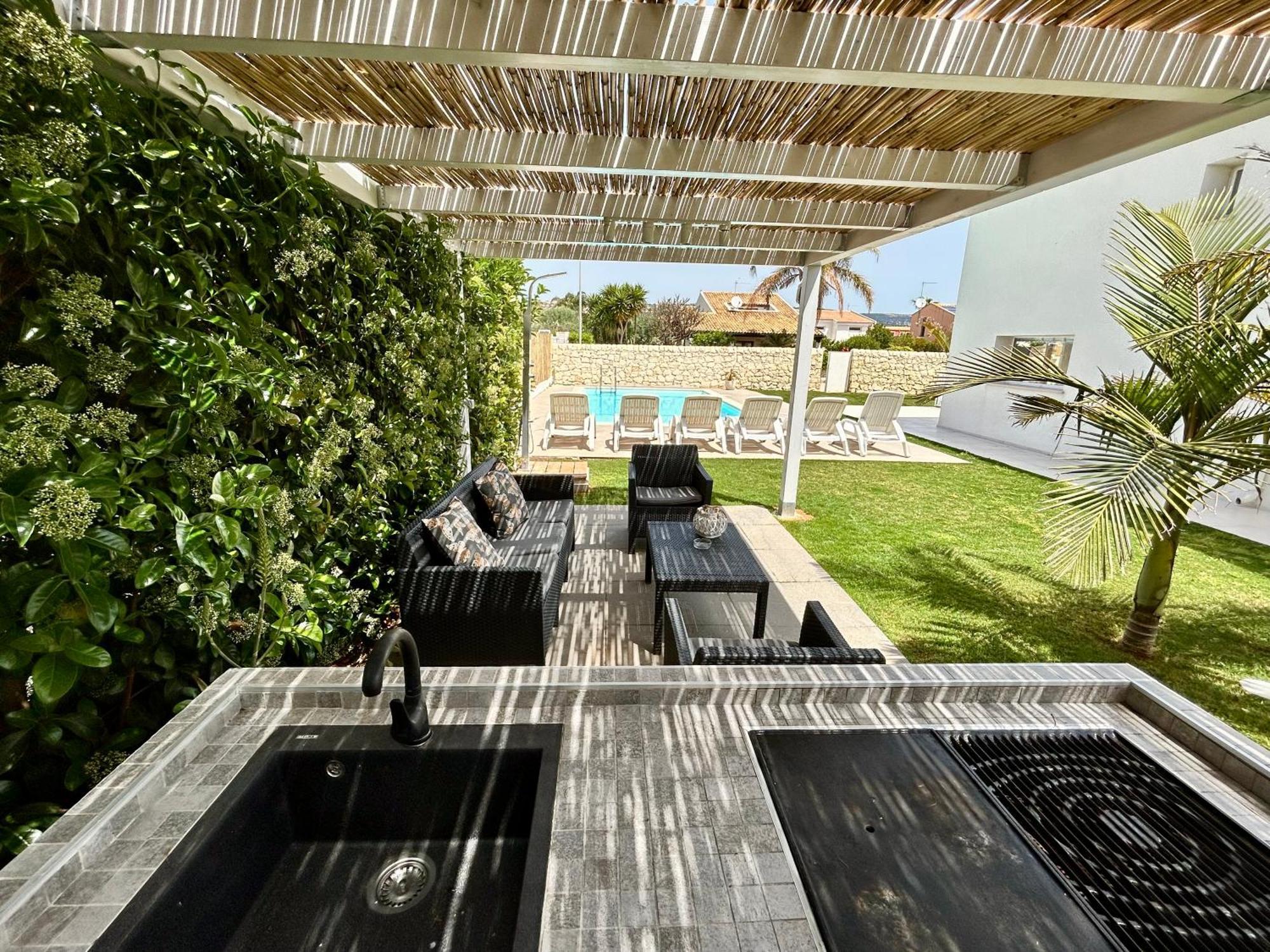 Domus Maulli - Villa Sul Mare Marina di Ragusa Esterno foto